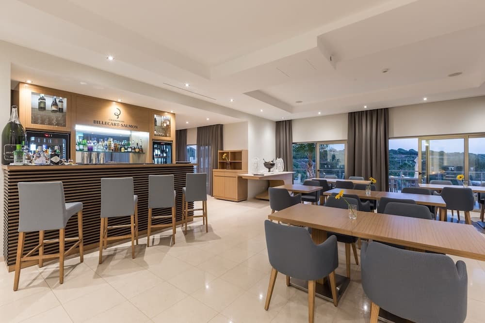 Caneiros Luxury House & Suites