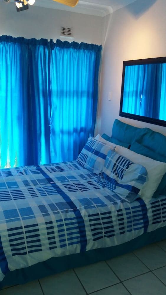 Just Property Uvongo Chalets 11