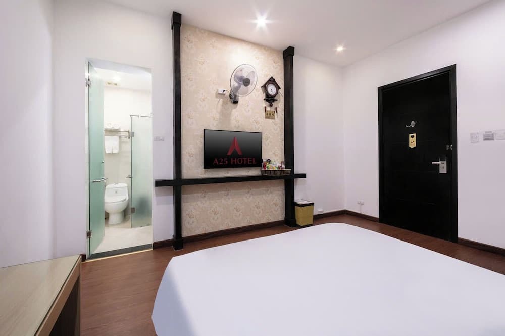 A25 Hotel - 15 Hang Than