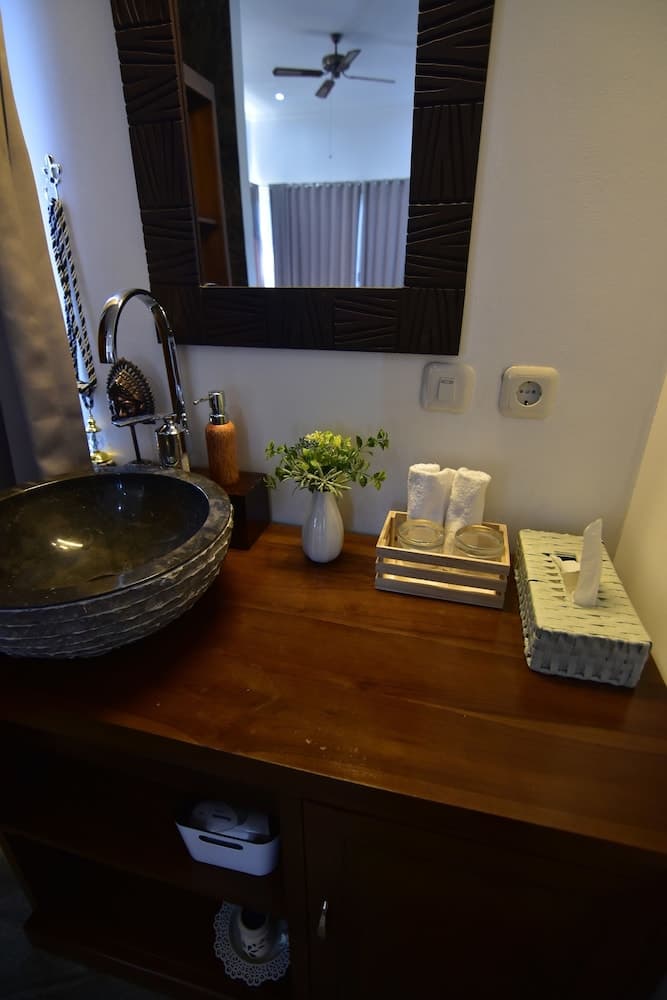 Wanagiri Cosmic Nature Villa