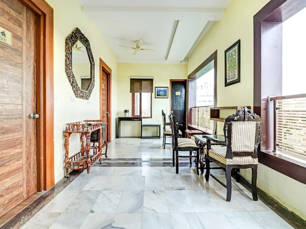 OYO 22833 Laalmati Castle