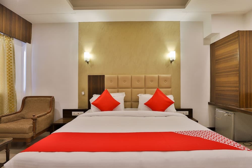 Edition O 17189 Hotel Kanak Ashram Road