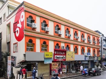 OYO 19121 V G Guest House