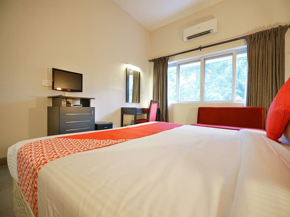 Capital O 15754 Mookkannoor Tourist Home