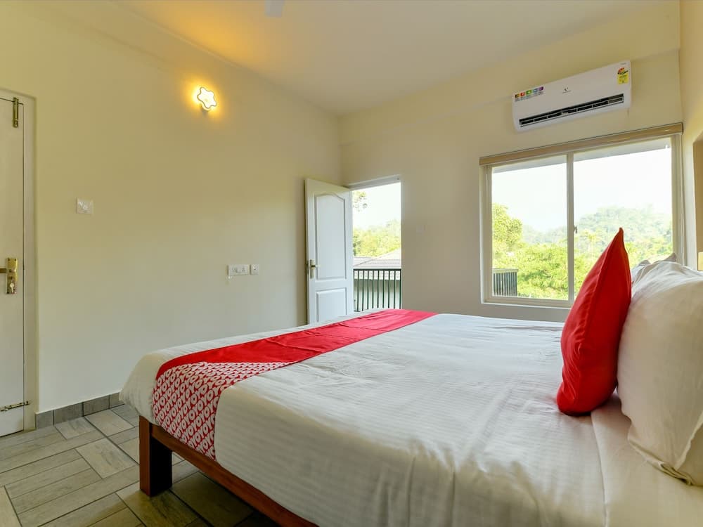 OYO 24089 Taaza Holiday Hills