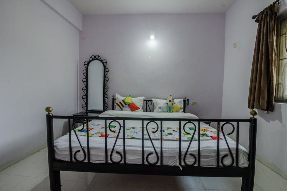 OYO 22200 Home Pool View 1bhk Siolim
