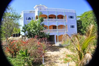 Jah Freedom Inn Negril