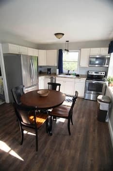 Beach Cottages at Lake George