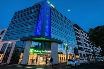 Holiday Inn Express Rouen Centre - Rive Gauche, an IHG Hotel