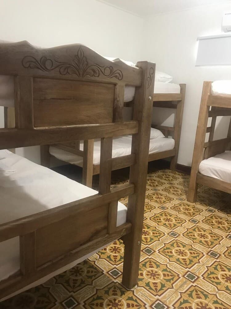 Tu Morada Hostal - Hostel