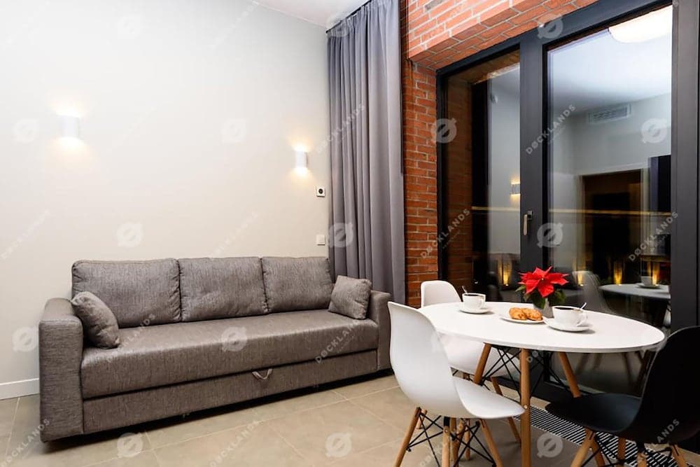 Docklands Apart Hotel