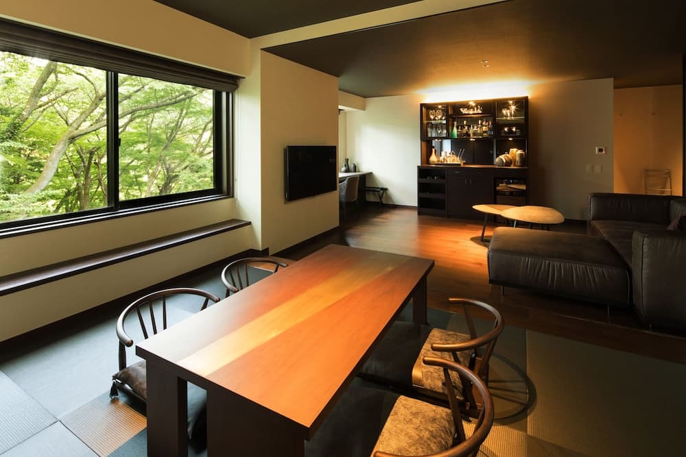 Bar Hotel Hakone Kazan