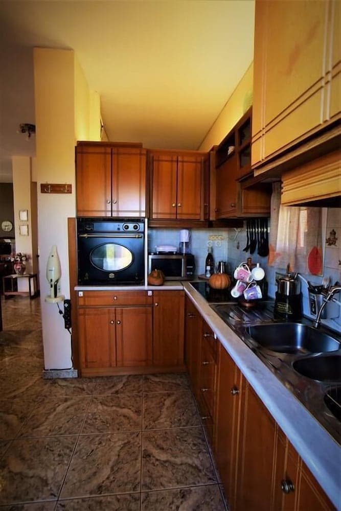 Valenti Holiday House