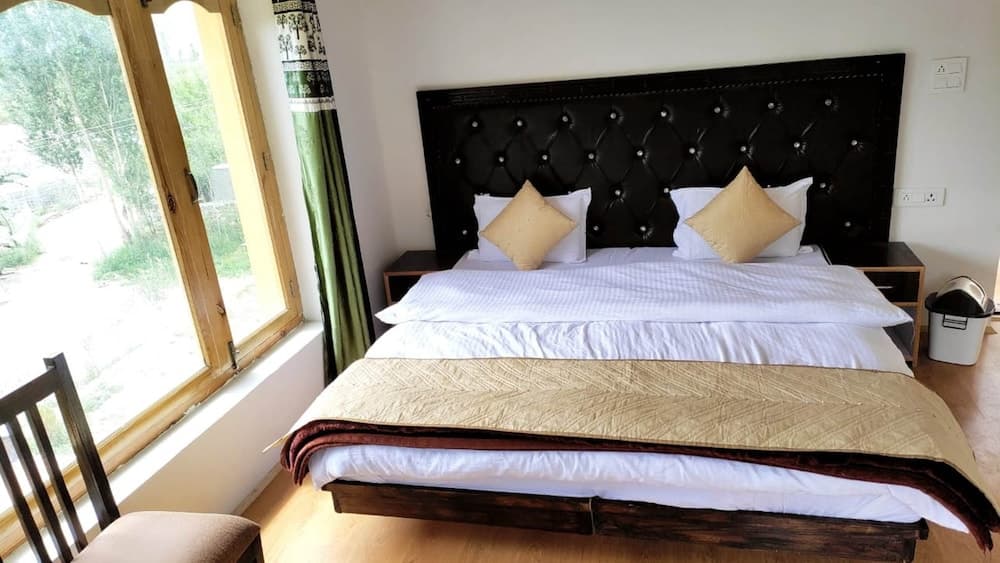 Hotel Nubra Delight and Camps