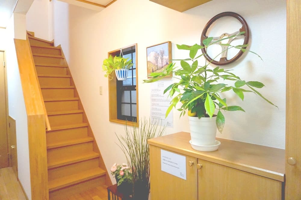 Namba Tsutenkaku Warm Villa WS-1