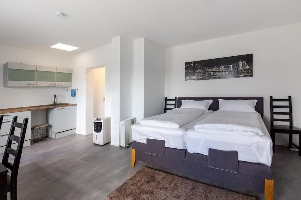 area24I7 Europaplatz Apartment