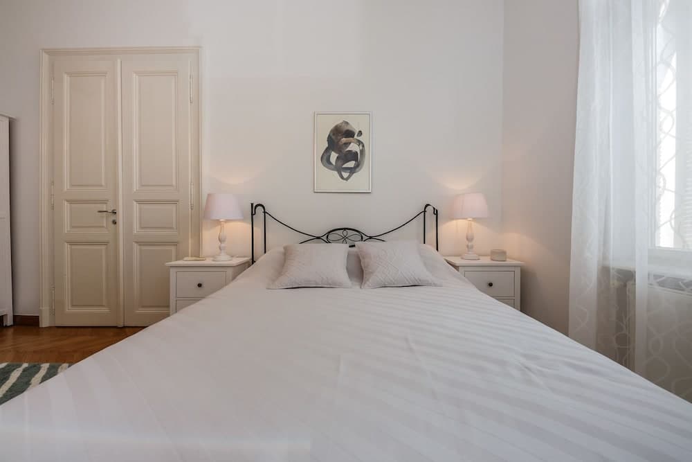 Best Luxury apt in Zagreb for 16 ppl