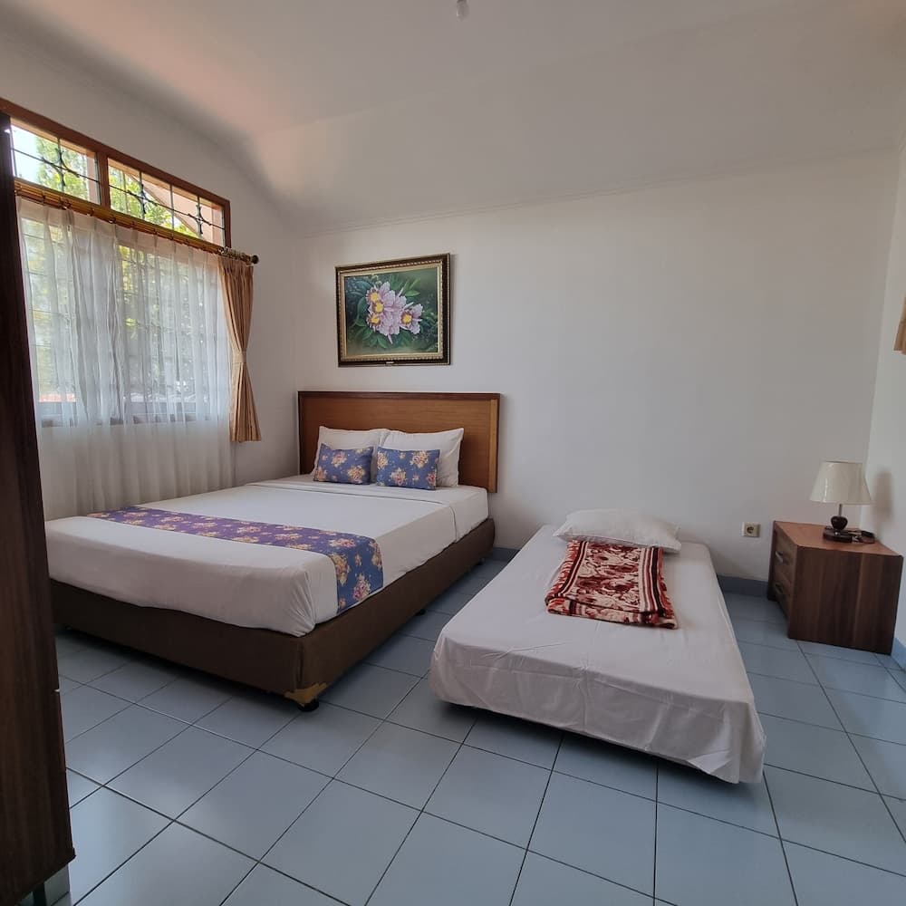 Villa ChavaMinerva Bata - Ciater