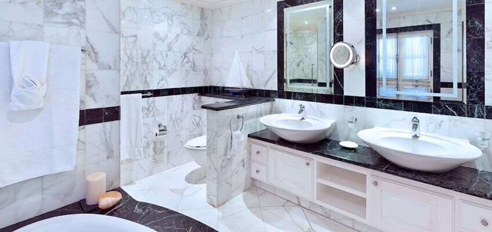 Schooner Bay 201 - Condo Flamboyant