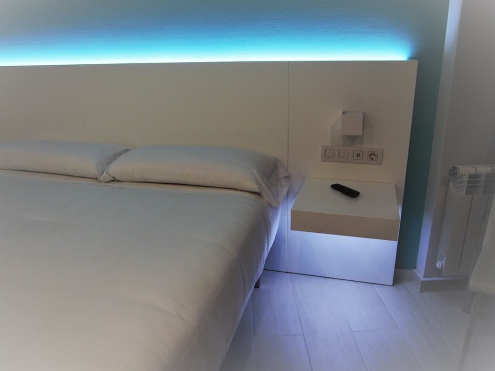 A de Lolo - Four Rooms