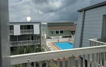 Boardwalk by Surfside VR