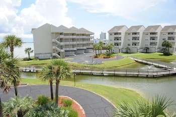 Baywatch by Surfside VR