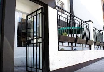 Hostal Casa Viajero - Hostel