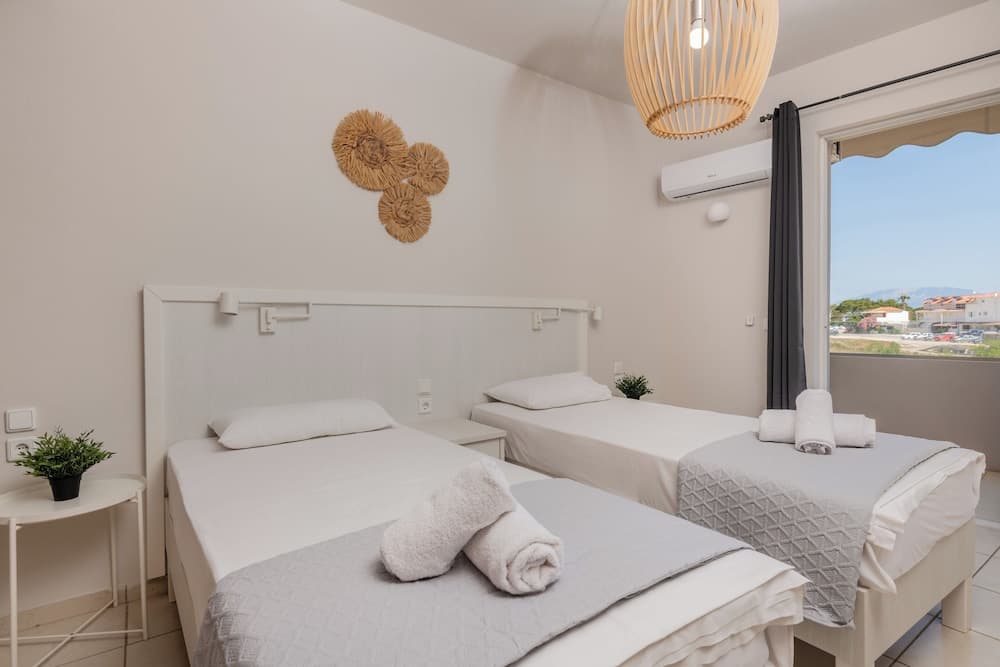 Alykes View Apartments