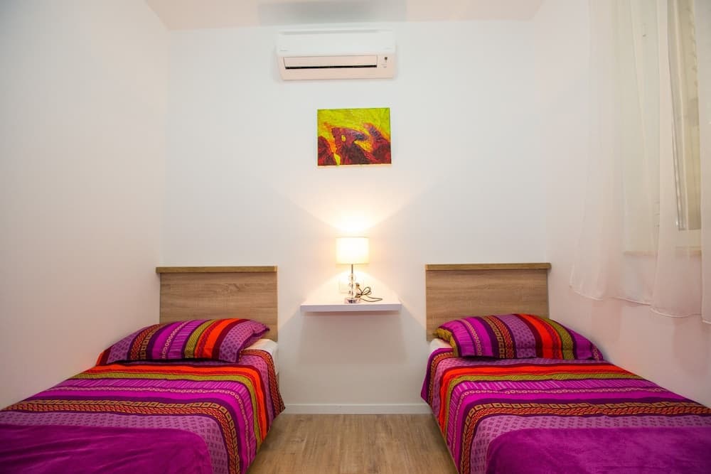 City Apartments Lani 3