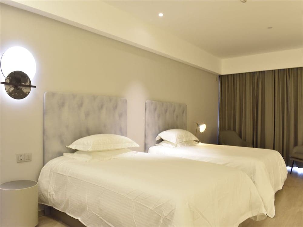 Lhasa Railway Station Magnolia Hotel