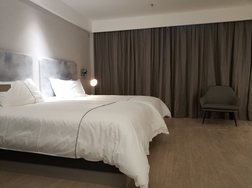 Shigatse Tashilhunpo Temple Magnolia Hotel