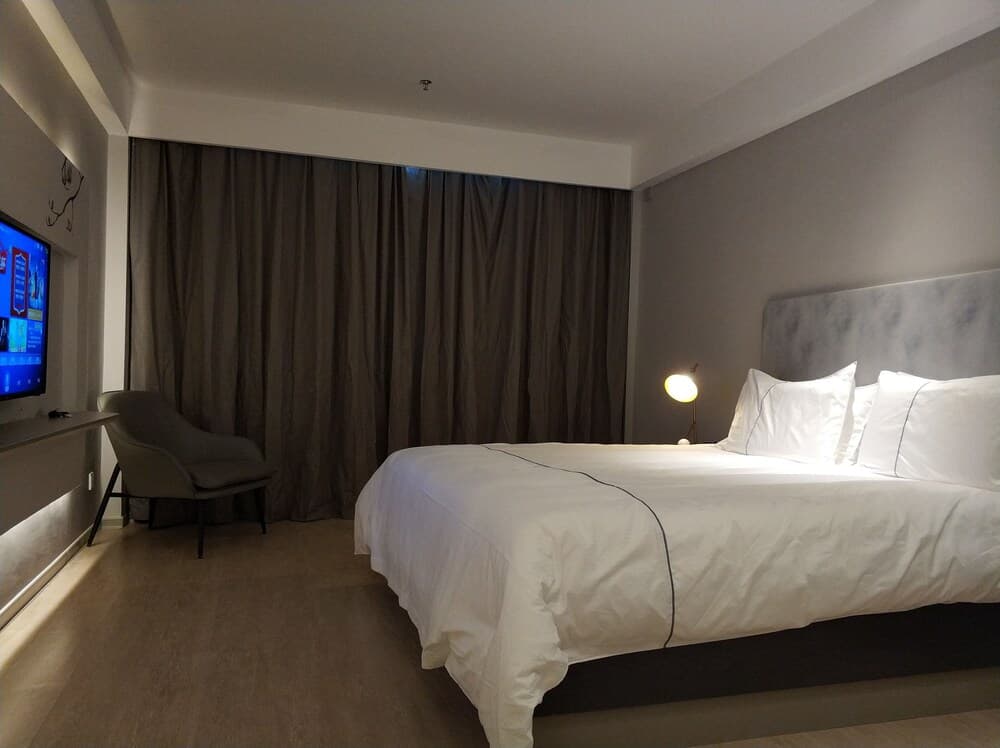 Shigatse Tashilhunpo Temple Magnolia Hotel