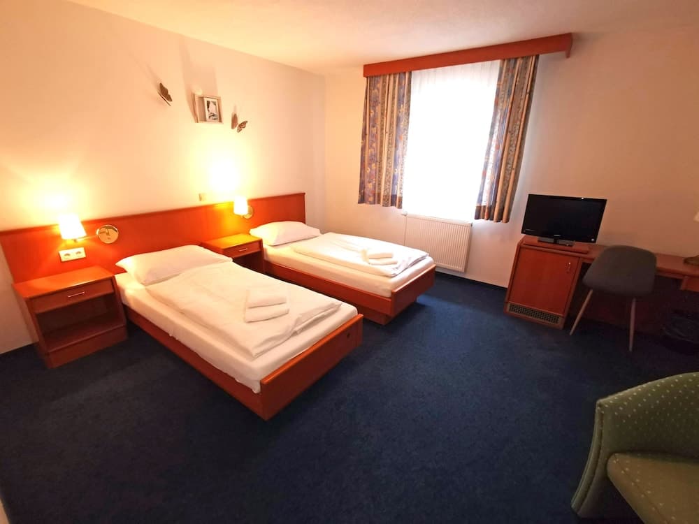 A8 Hotel im Darchinger Hof, Bed & Breakfast