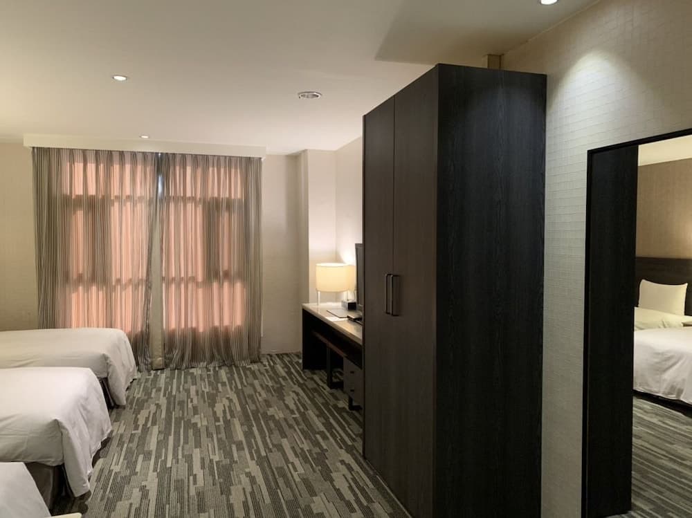 Ali Mountain Oriental Pearl International Hotel