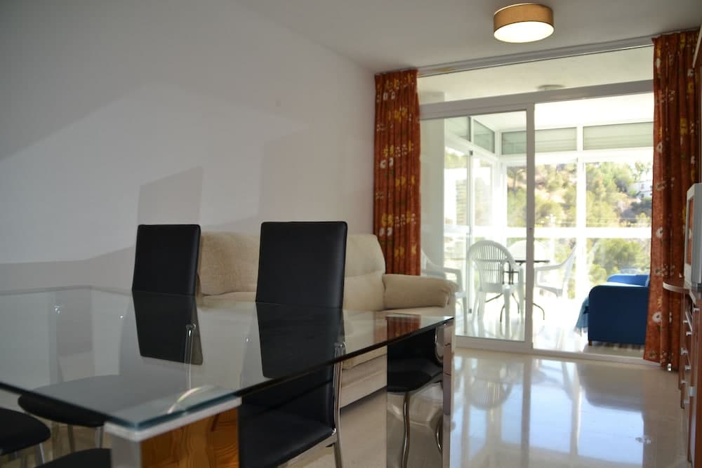 Edifico Capri by Beni4u