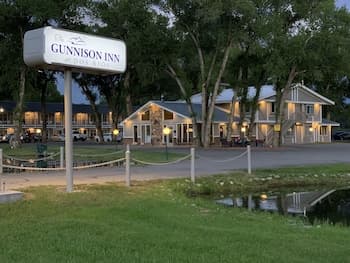 The Gunnison Inn at Dos Rios Golf Course