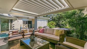 Your Luxury Escape - Red Bohemian