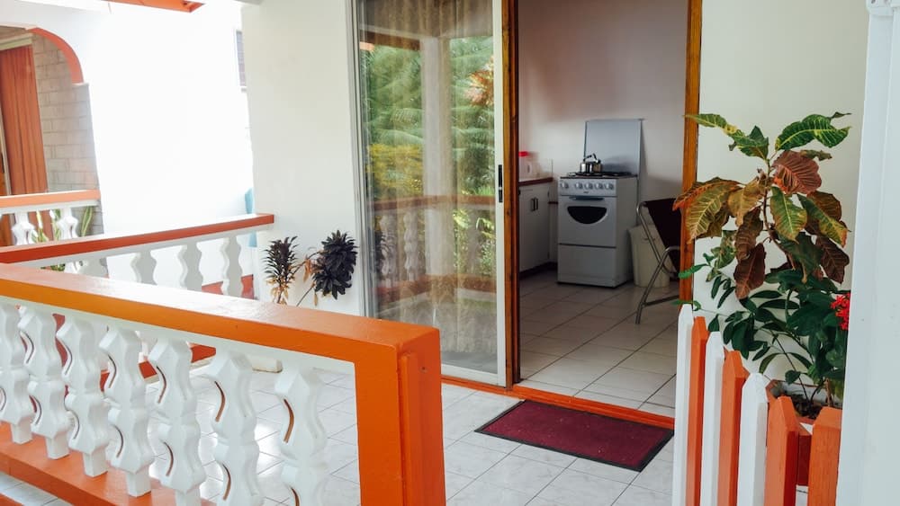 Scraper's Guest House