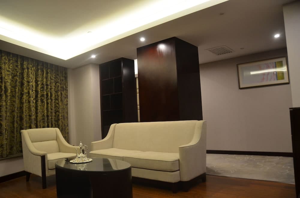 Linyi Damei Grand New Century Hotel