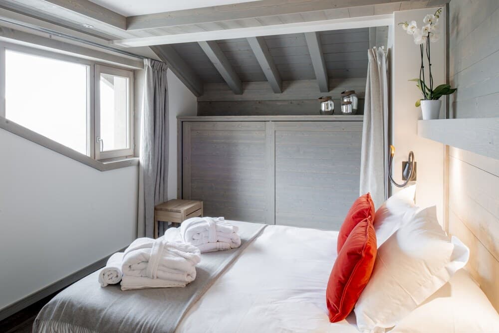 Mammoth Lodge Penthouse T5 D13