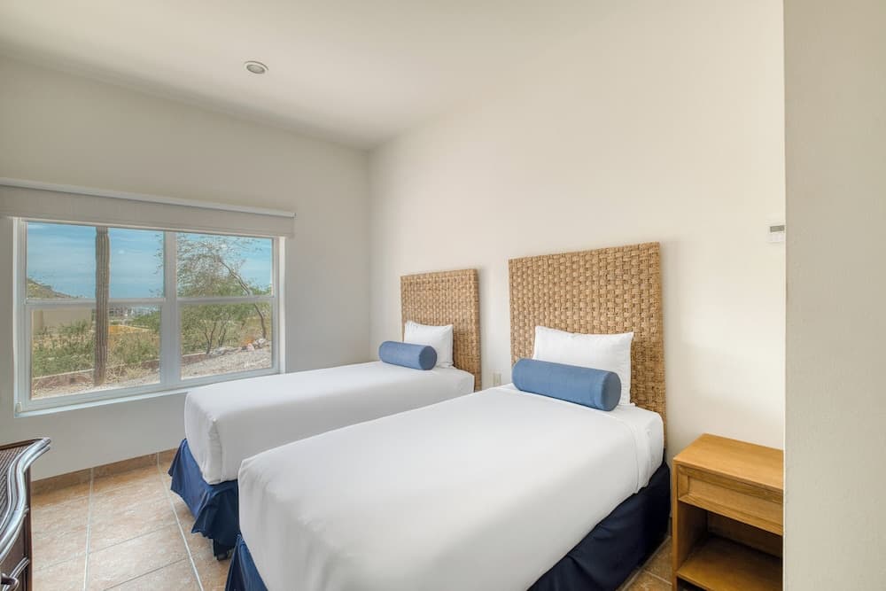 Puerta Cortés Residences by Lumina