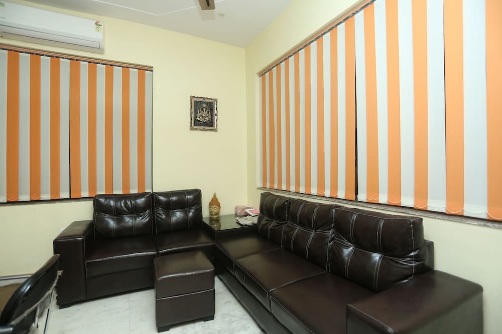 OYO 16995 Sr Blessings