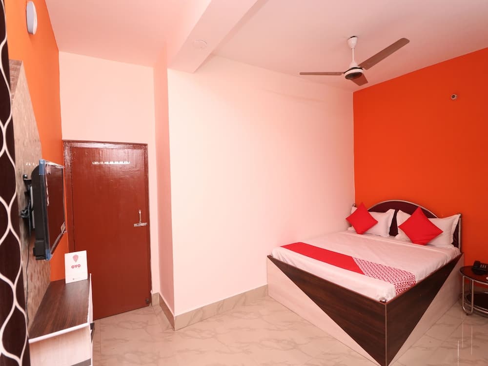 OYO 16496 Trinayani Atithi Niwas