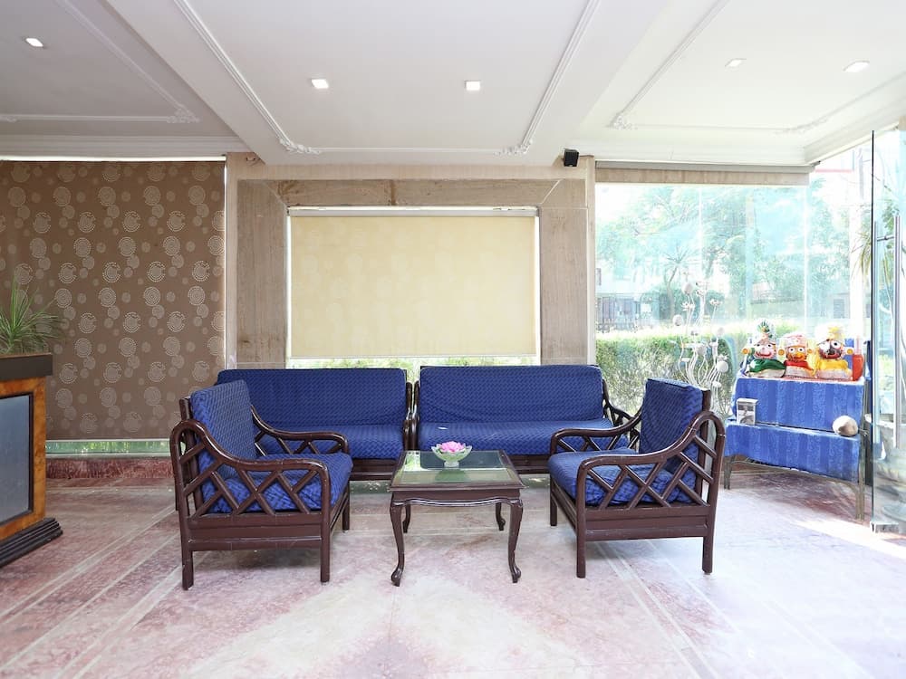 Capital O 1463 Surya Beach Inn