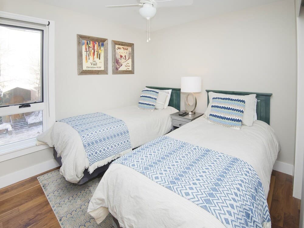 Vail 21 Condo 301