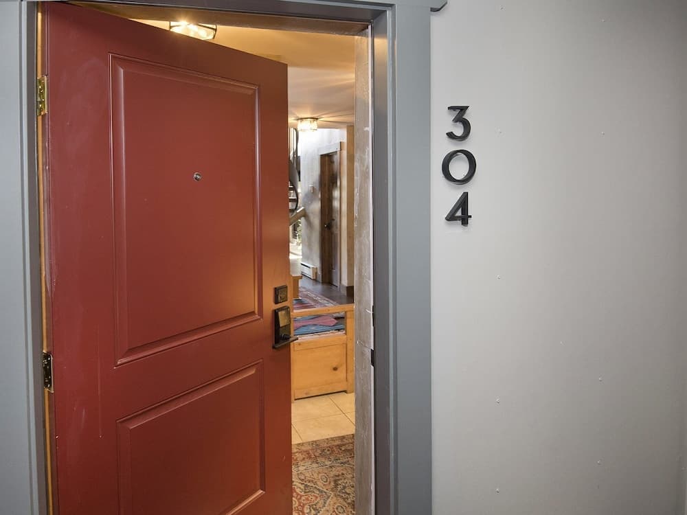 Vantage Point Condo 304