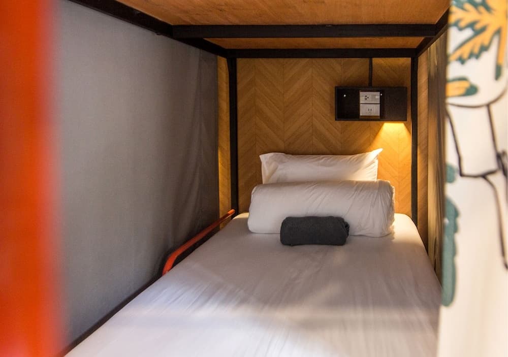 TAN Hostel x Cafe - Adults Only