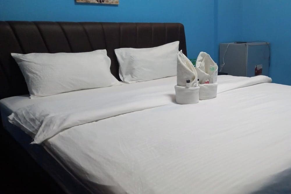 Dolphin Bay Resort Puerto Galera