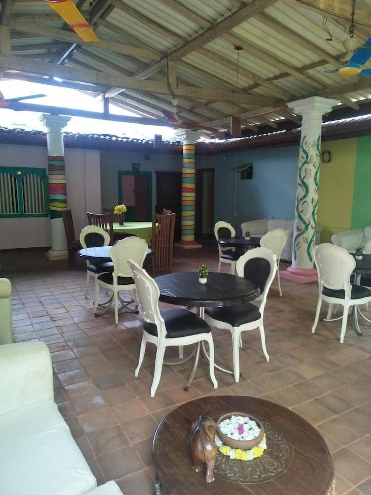 Lala land guest house and camping site