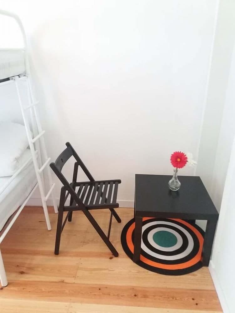 At Ease Inn - Residence